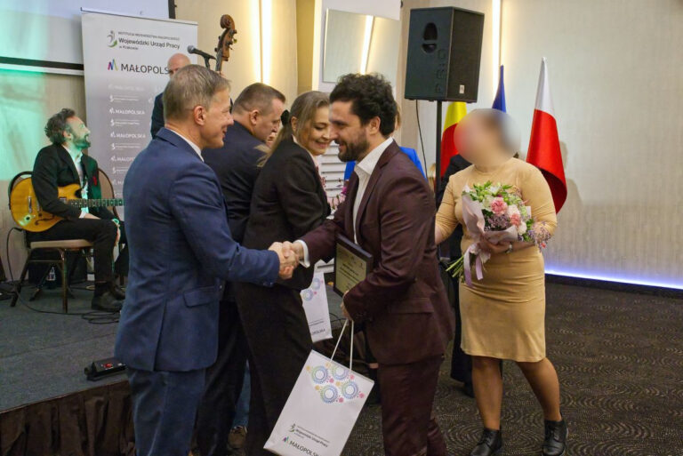 NEW TECH LAB Datore di lavoro della Małopolska che sostiene lo sviluppo dei dipendenti!